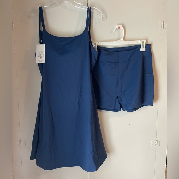 HALARA Dresses & Skirts - HALARA Everyday Cloudful Dress